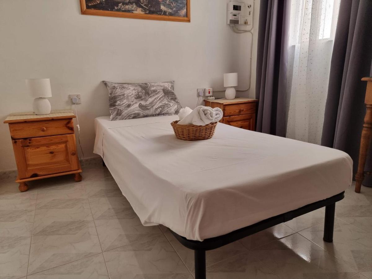 Gazde/Camere de închiriat Mamina's House Bahrija